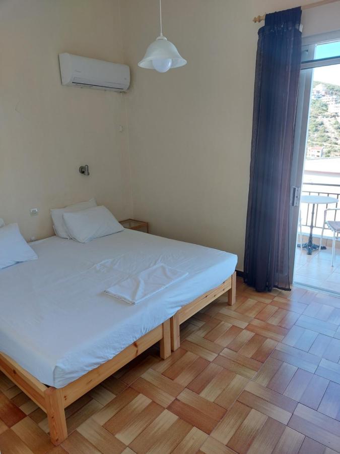 Hotel Milton Mavrovoúnion Esterno foto